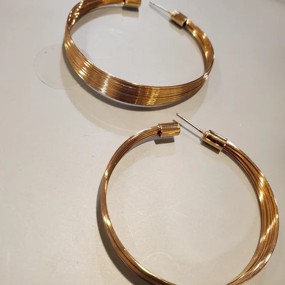 Earrings - Picture 3 of 3